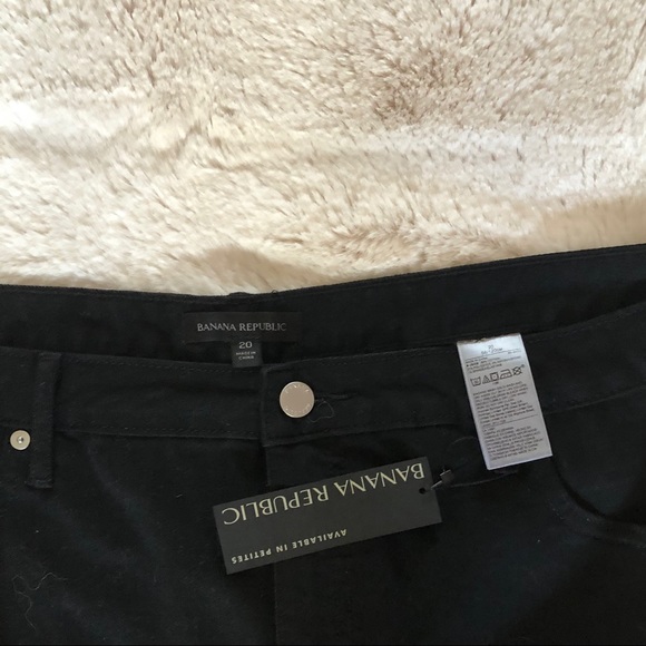 Banana Republic Denim Mini‎ Skirt - Picture 4 of 4